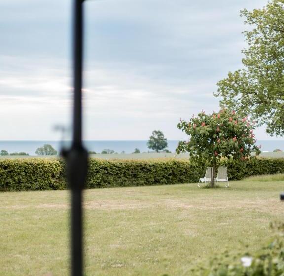 تختخواب و صبحانه Sköllengården