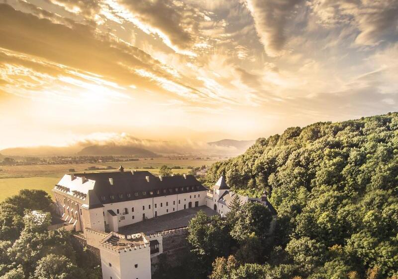 ホテル Grand Vígľaš