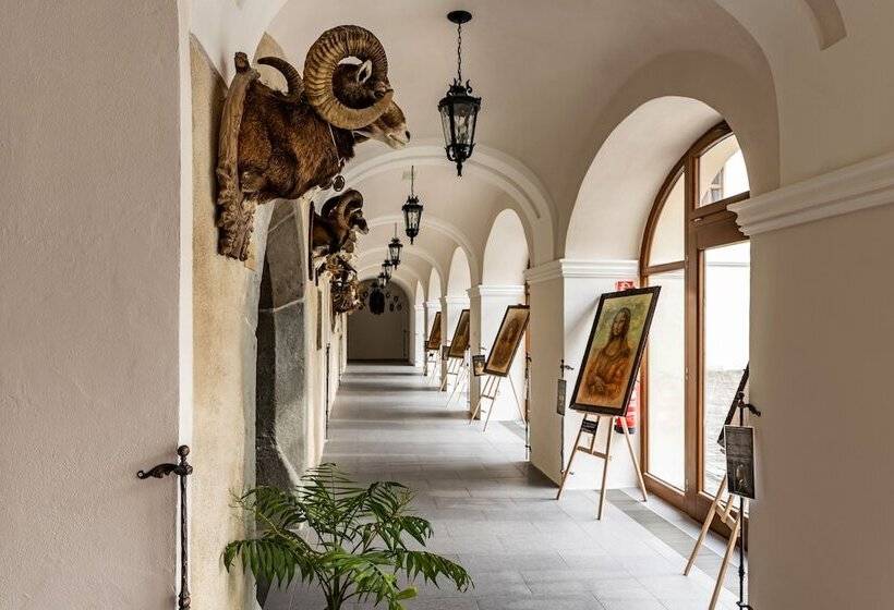 ホテル Grand Vígľaš