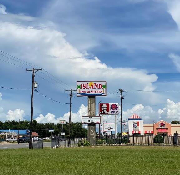 Мотель Island Suites Bay City