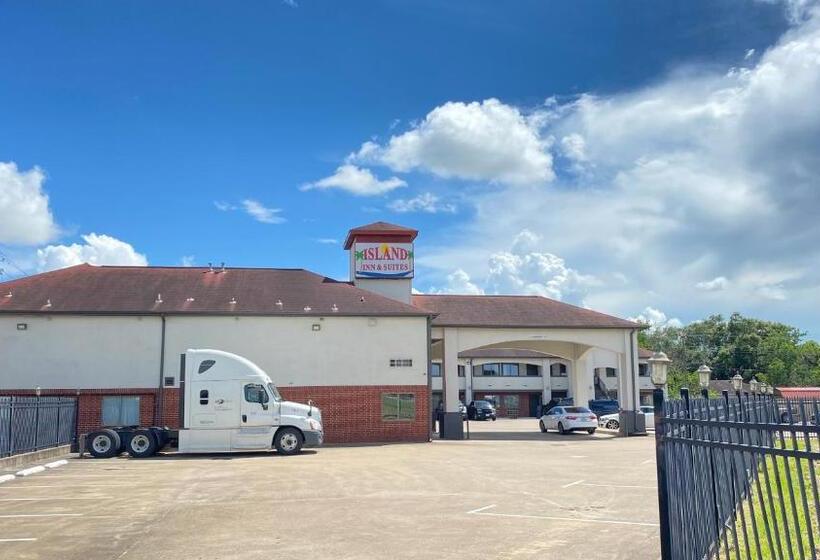 Мотель Island Suites Bay City