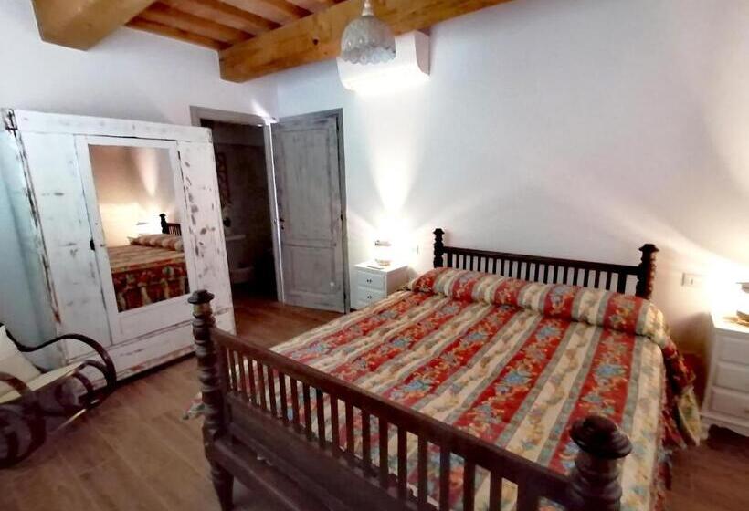 호텔 Agriturismo Montecrespini