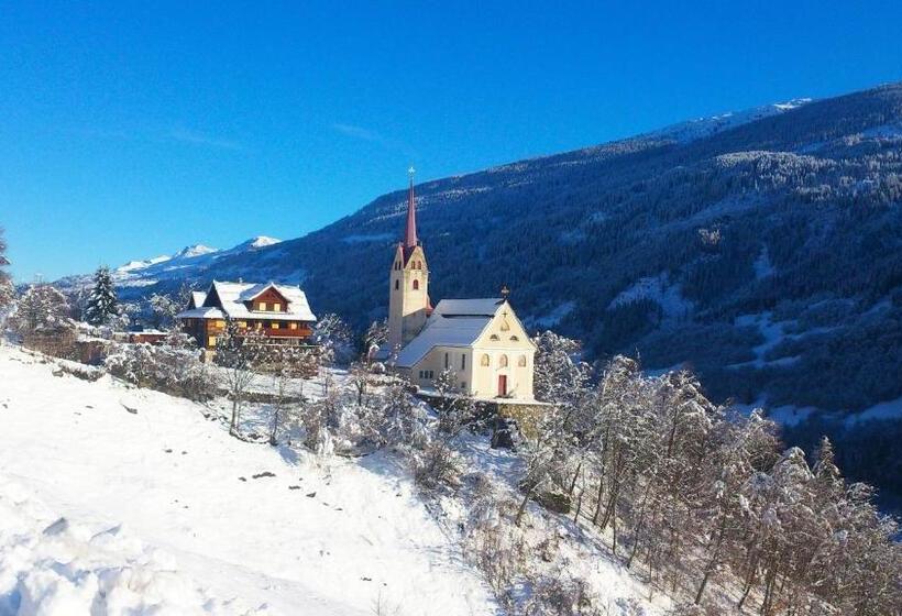 Общежитие Casa Tödi Restaurant