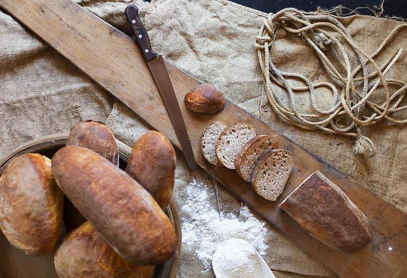 Общежитие Casa Tödi Restaurant