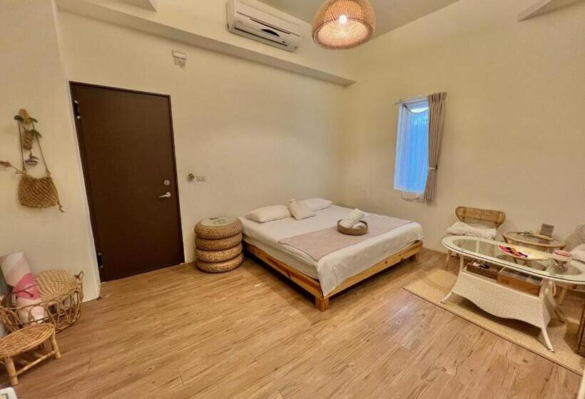 تختخواب و صبحانه W24墾丁民宿墾丁大街一館bnb