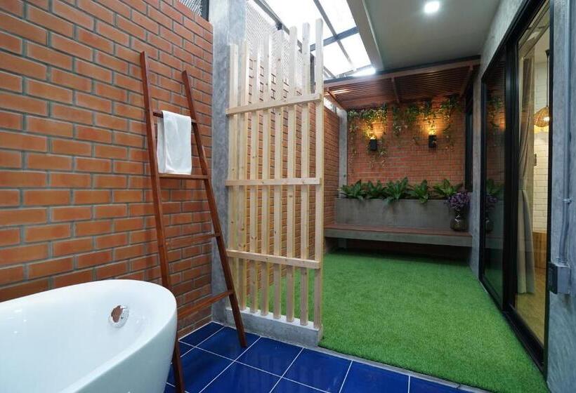 فندق Luck Esan Loft