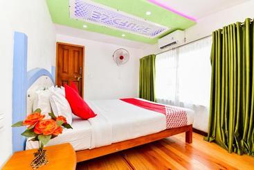 هتل Oyo 28075 Relax In Kerala 3 Bhk