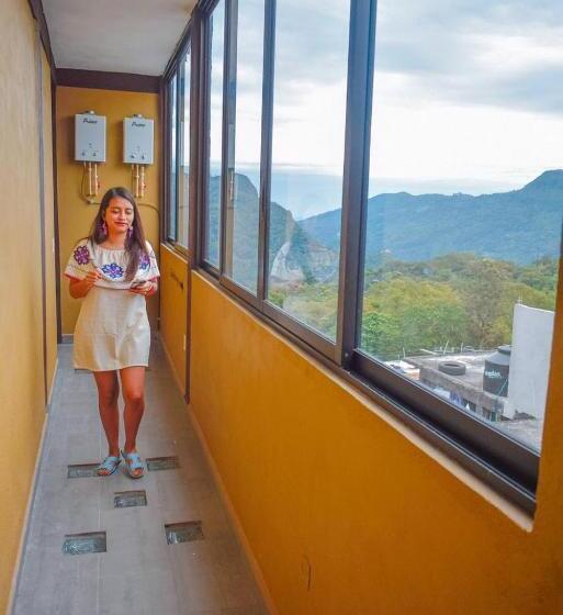 هاستل Casa Jhada Xilitla