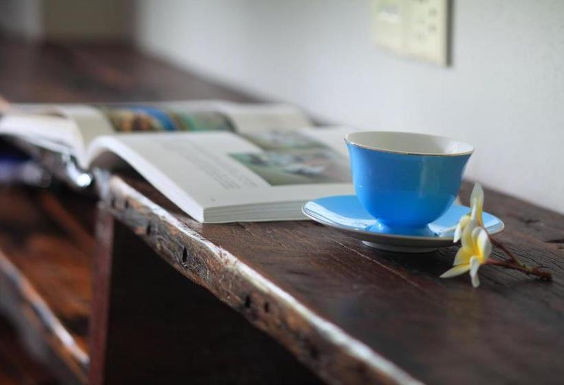 בית מלון כפרי Forest Inn Ri Yue Bay Surf Branch