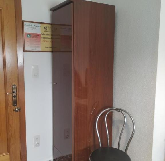 פנסיון Antolin Guest House