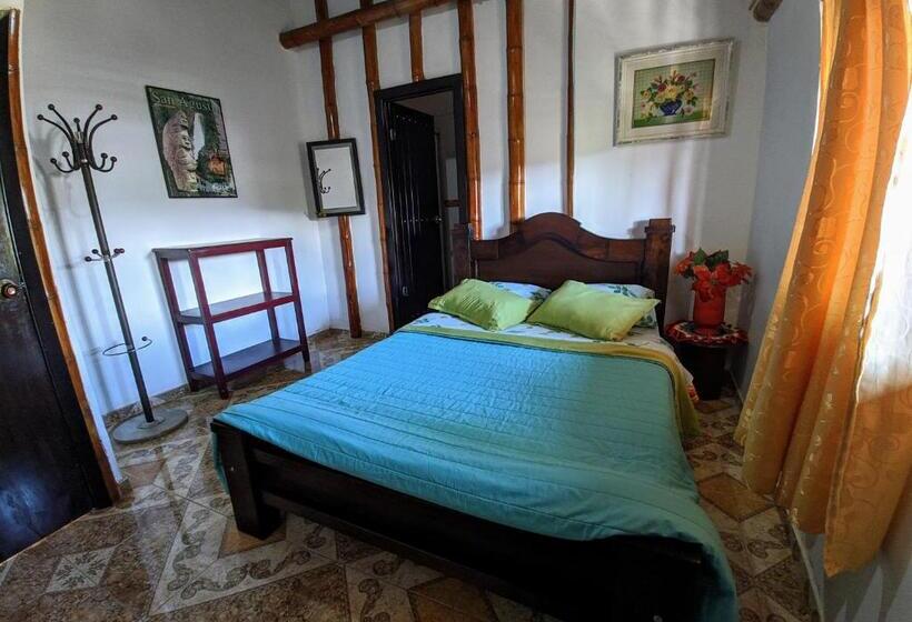 پانسیون Hospedaje El Jardín