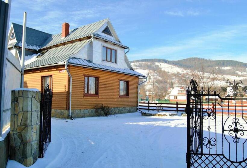 بنسيون Faina House