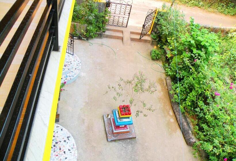 پانسیون Sai Guru Guest House