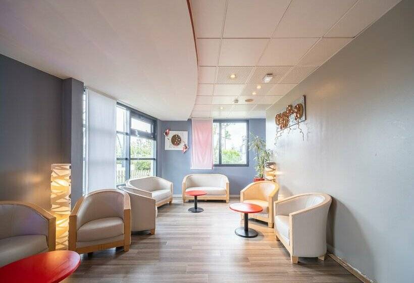 B&B Hotel Calais Terminal Cité de l'Europe 3 étoiles