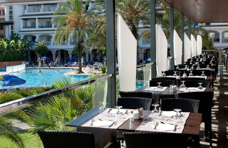 Hotel Beach Club Font De Sa Cala