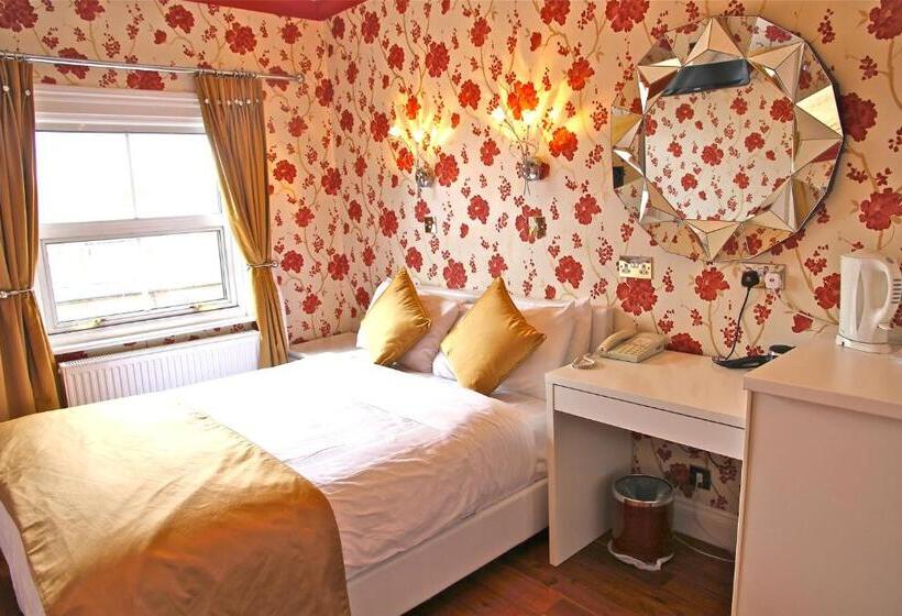 هتل Crompton Guest House