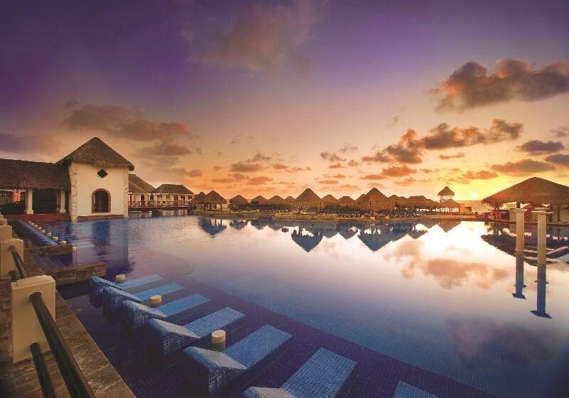 هتل Dreams Sapphire Resort & Spa