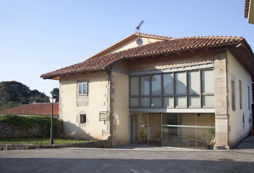 בית מלון כפרי El Babú