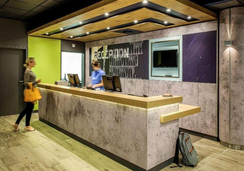 هتل Ibis Budget Marnelavallée Noisylegrand