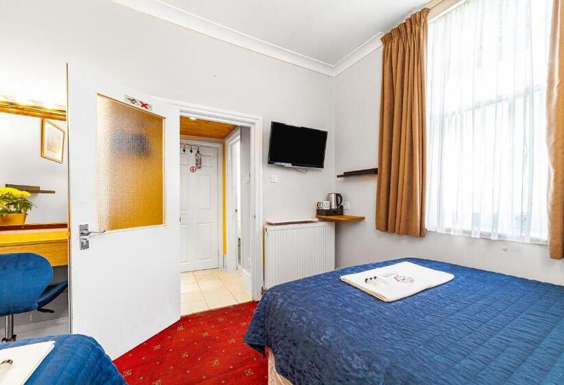 Jubilee Hotel Victoria