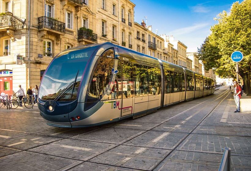 Отель Kyriad Direct Bordeaux Sud  Cestas