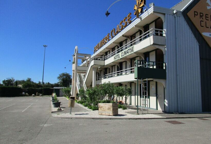 Отель Premiere Classe Avignon Le Pontet