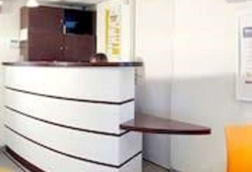 Отель Premiere Classe Grenoble Sud Gieres Universite