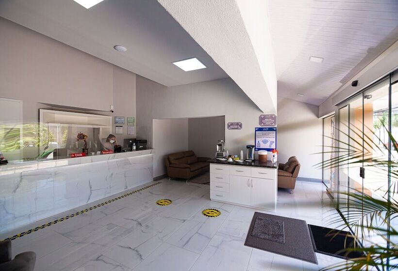 هتل Sirari By Regina