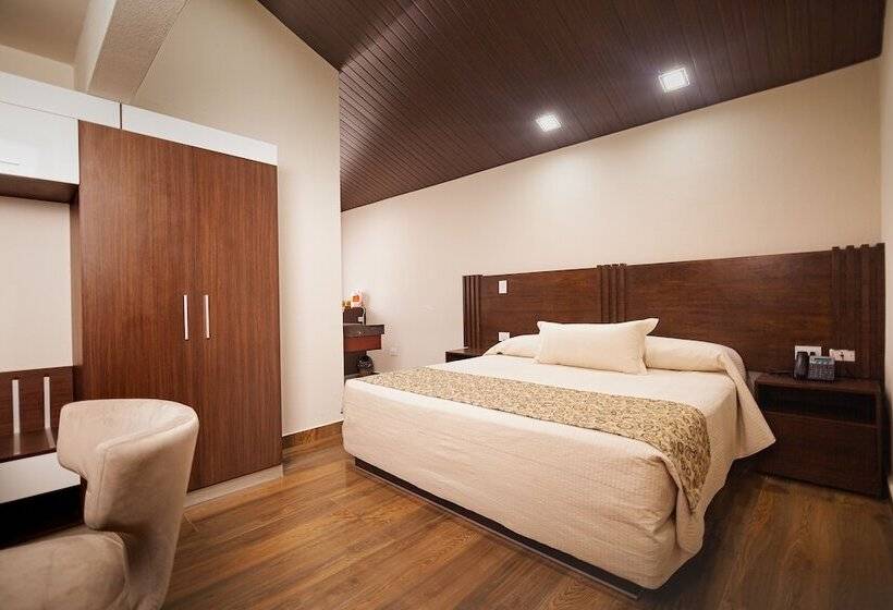 هتل Sirari By Regina