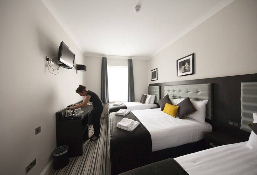 בית מלון כפרי St George S Inn Victoria