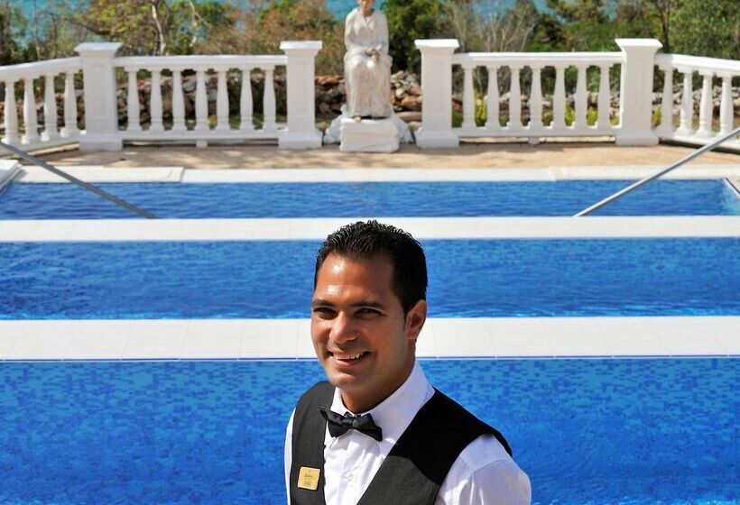 Paradisus Rio de Oro Resort & Spa