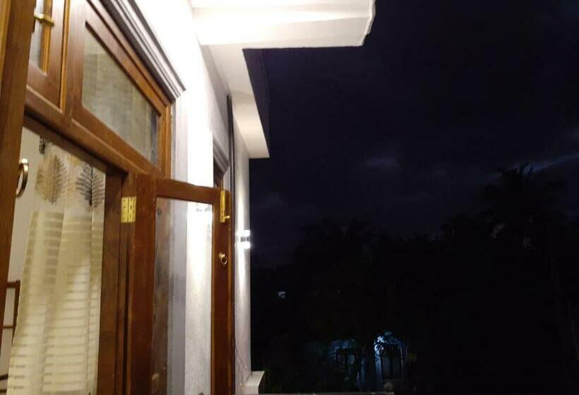 Samaro Resort