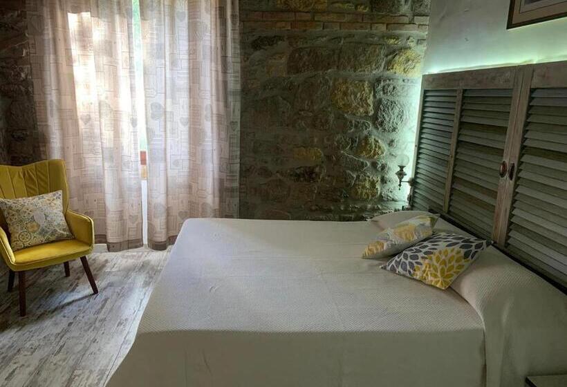 ベッドアンドブレックファースト Locanda Villa Naumanni