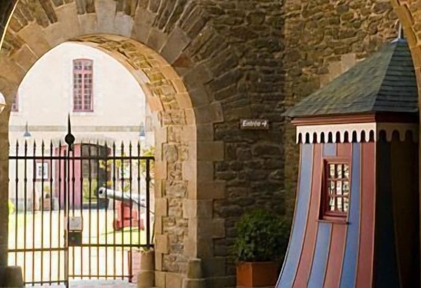 酒店 Citadelle Vauban Hôtel Musée