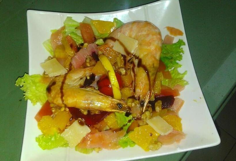 酒店 Restaurant Le Saint Pierre Grand Périgueux