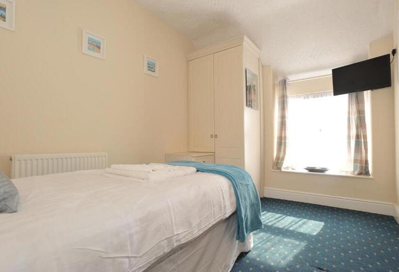 ペンション California Inn