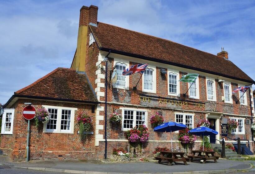 פונדק The Antelope At Upavon