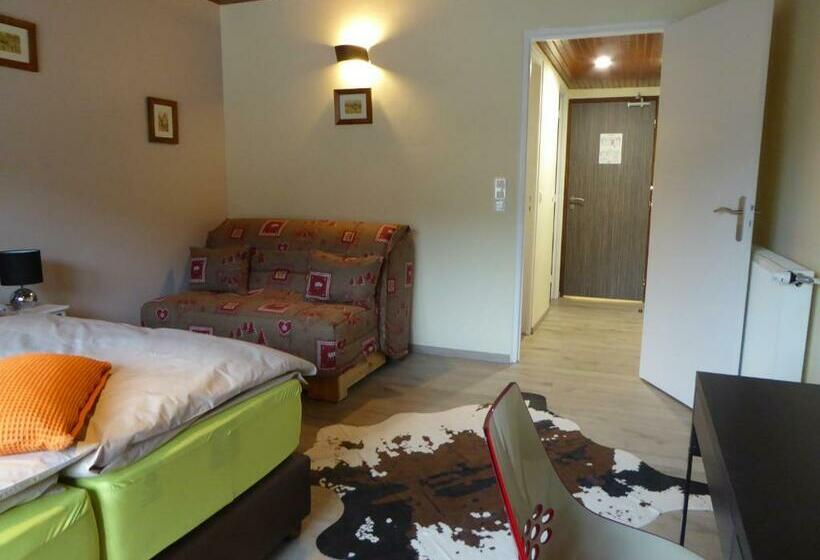 בית מלון כפרי Alpina Aquarelax  & Spa