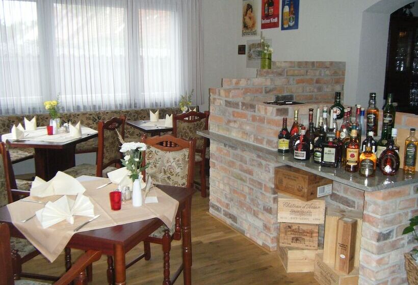 호텔 & Restaurant Zum Birkenhof