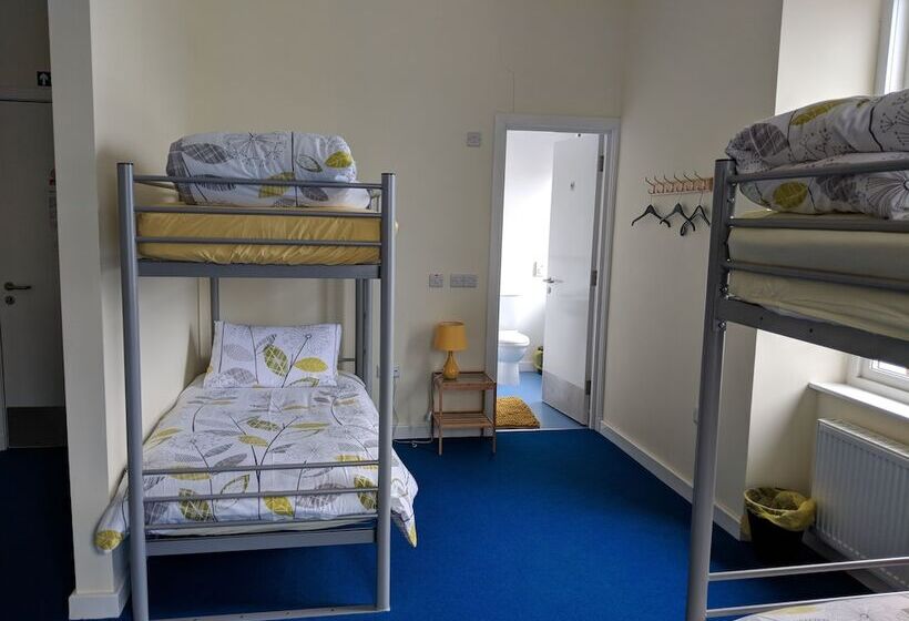 بنسيون Barholm Accommodation