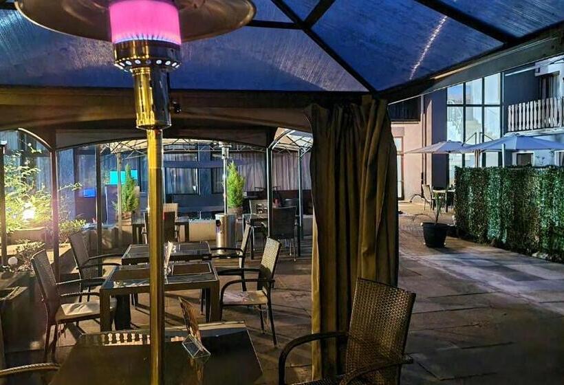 ペンション Niederdreisbacher Hof