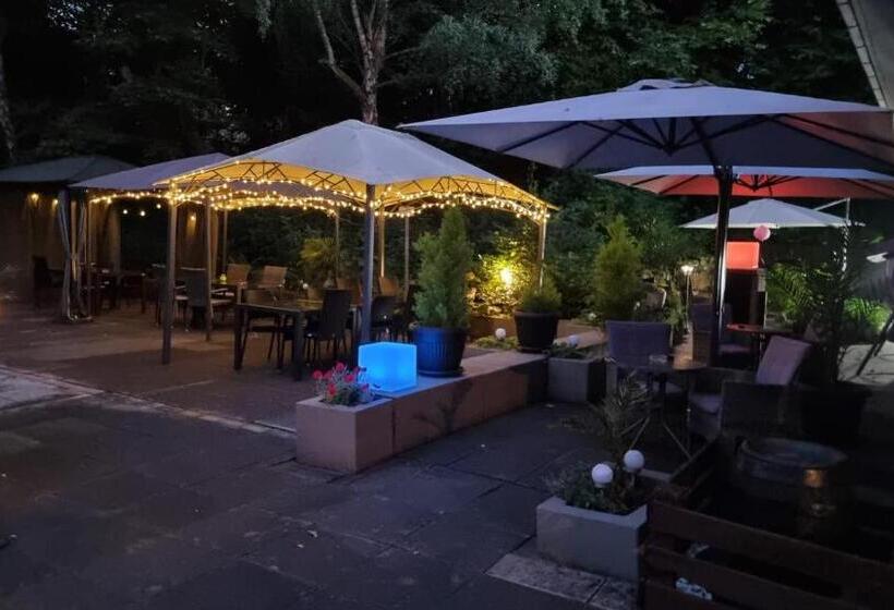 ペンション Niederdreisbacher Hof