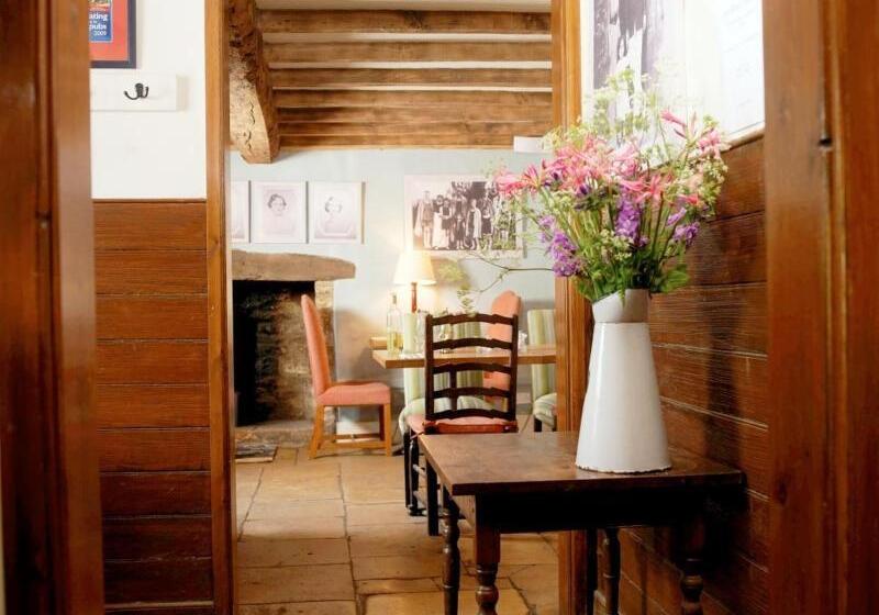 The Swan Inn