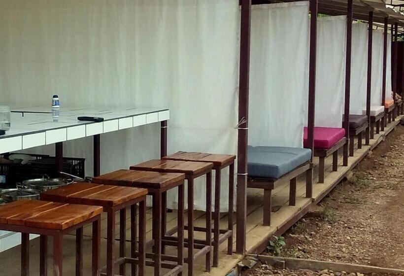 فندق صغير Bolita Trails And Lodging