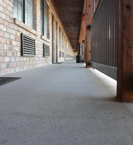 호스텔 Rayburn Inn