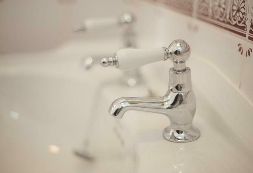 مبيت وإفطار Beera Farmhouse