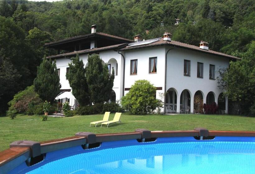مبيت وإفطار Villa Morissolina