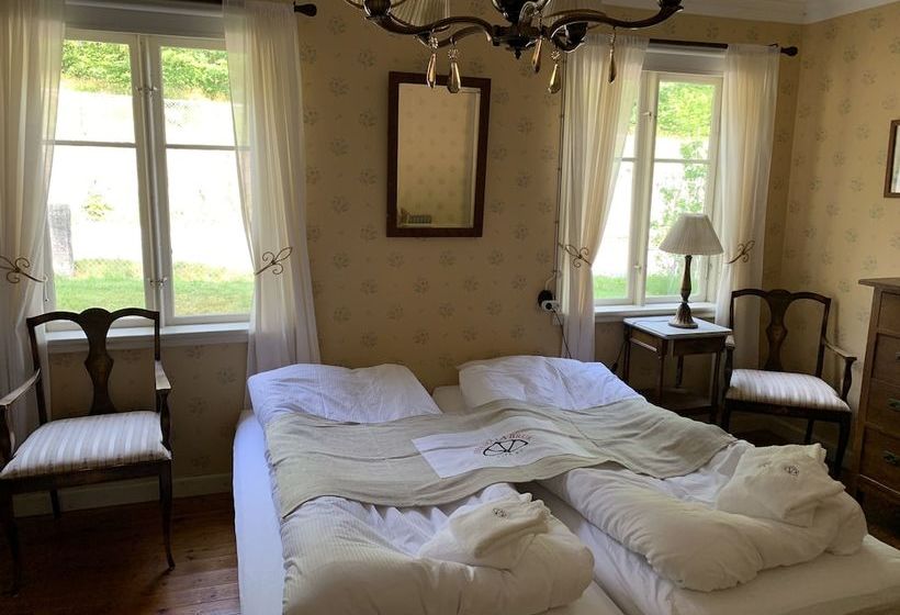 פונדק Ebbamåla Bruk