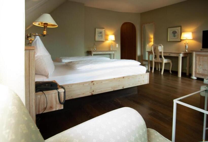 ホテル Restaurant Krone