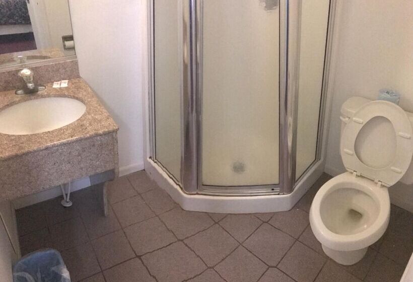 Mayfair Motel